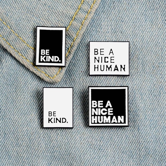 Dutch Girl Boutique Jewelry - NEW Be Kind Lapel Pin